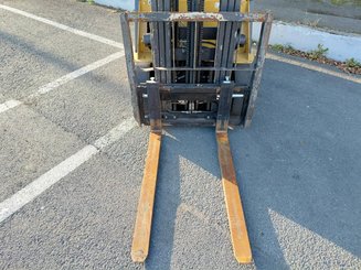 4-Rad Gabelstapler Caterpillar GP18NTD