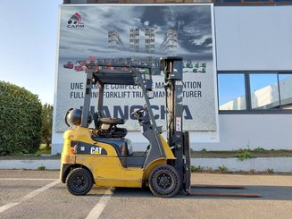 4-Rad Gabelstapler Caterpillar GP18NTD