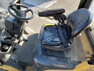 4-Rad Gabelstapler Caterpillar GP25N