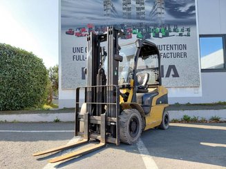 4-Rad Gabelstapler Caterpillar GP25N