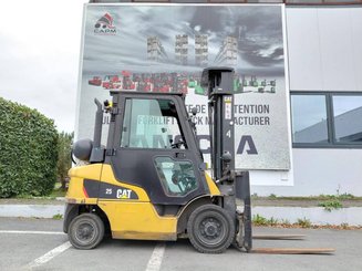 4-Rad Gabelstapler Caterpillar GP25NTD