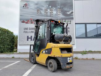 4-Rad Gabelstapler Caterpillar GP25NTD
