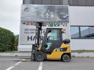 4-Rad Gabelstapler Caterpillar GP25NTD