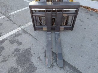 4-Rad Gabelstapler Caterpillar GP30NTD - 7