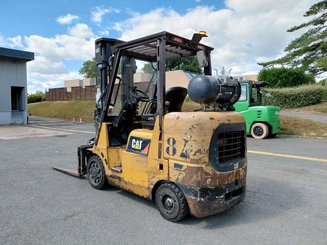 4-Rad Gabelstapler Caterpillar GC40K