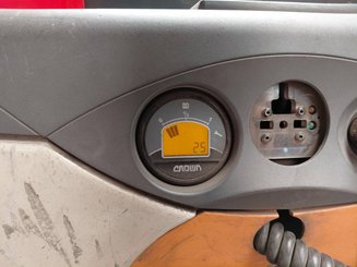 Niederhubwagen mit Deichsel Crown WP3020-2.0