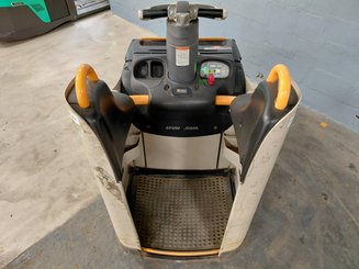Niederhubwagen Fahrerstand Crown WT3040 2.00