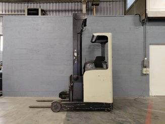 Schubmaststapler Crown ESR4500-1.4
