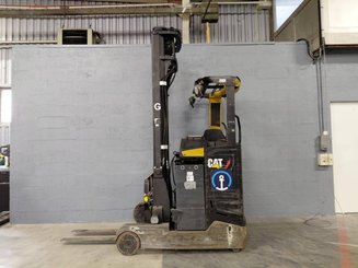 Schubmaststapler Caterpillar NR14N
