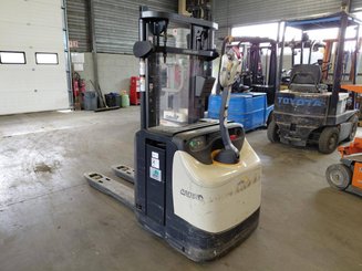 Hochhubwagen mit Deichsel Crown ESI4000-12