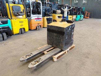 Niederhubwagen Fahrerstand Caterpillar NPV20N2