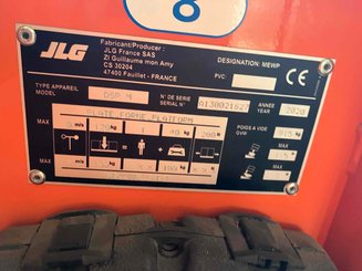 Senkrechtlift JLG DSP-M