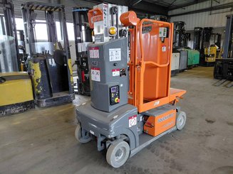 Senkrechtlift JLG TOUCAN DUO