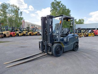 4-Rad Gabelstapler TCM FD30T3 - 1