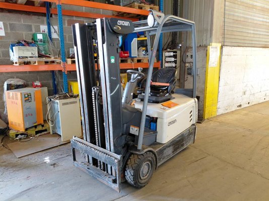 4-Rad Gabelstapler Crown SC6040-16 - 1