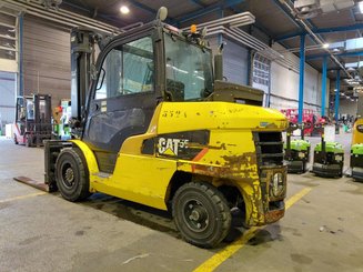 4-Rad Gabelstapler Caterpillar DP55N