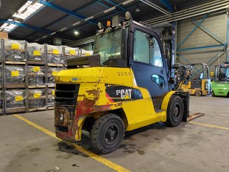 4-Rad Gabelstapler Caterpillar DP55N