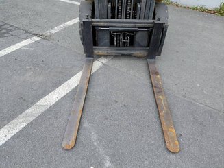 4-Rad Gabelstapler Caterpillar GP25N