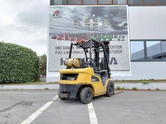 4-Rad Gabelstapler Caterpillar GP25N