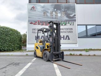 4-Rad Gabelstapler Caterpillar GP25N