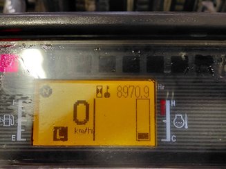 4-Rad Gabelstapler Caterpillar GP30NTD