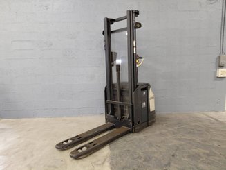 Hochhubwagen mit Deichsel Crown ESI4000-12 - 2