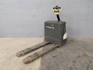 Niederhubwagen mit Deichsel Crown WP3020-2.0 - 1