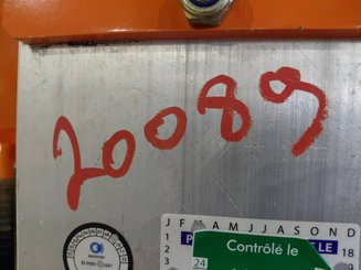 Senkrechtlift JLG TOUCANDUO