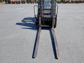 4-Rad Gabelstapler Doosan D30GP - 4