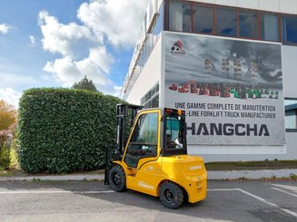 4-Rad Gabelstapler 4-Rad Gabelstapler Hangcha XE30Hi ( CPD30-XEY2H2-SI )
