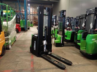 Hochhubwagen mit Deichsel Hangcha CDD16-XT1-SIL