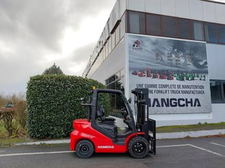 4-Rad Gabelstapler Hangcha XF30D-2