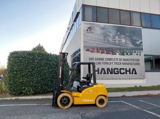 4-Rad Gabelstapler Hangcha XE38i (CPD38-XEY2HA-SI)