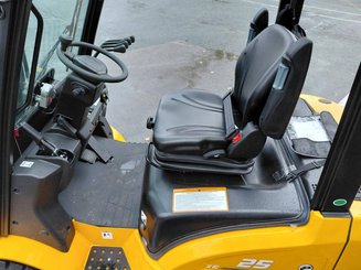 4-Rad Gabelstapler Hangcha XE25i ( CPD25-XEY2HA-SI )