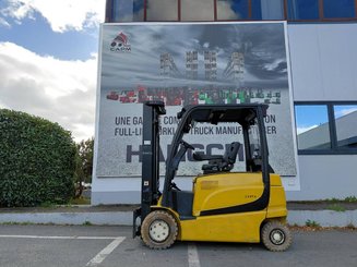 4-Rad Gabelstapler Yale ERP25VL