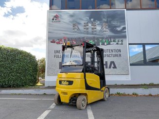 4-Rad Gabelstapler Yale ERP25VL