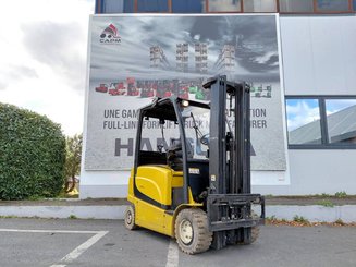 4-Rad Gabelstapler Yale ERP25VL