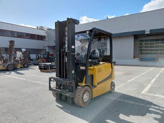 4-Rad Gabelstapler Yale ERP25VL