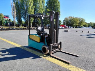 3-Rad Gabelstapler Yale ERP18VTL