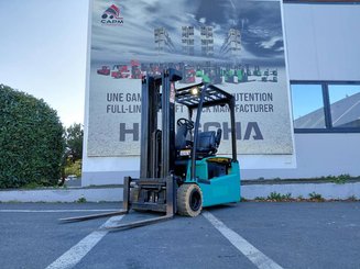 3-Rad Gabelstapler Yale ERP18VTL