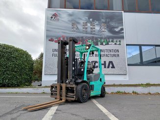 4-Rad Gabelstapler Yale GDP25VX