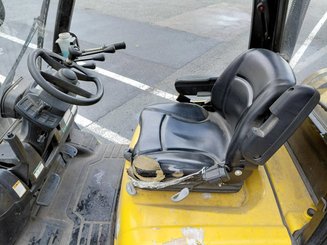 4-Rad Gabelstapler Yale GLP25VX