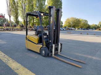 3-Rad Gabelstapler Yale ERP18VTL