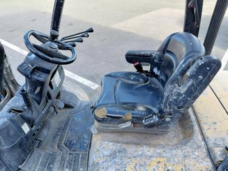 4-Rad Gabelstapler Yale GDP35VX