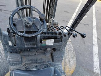 4-Rad Gabelstapler Yale GDP35VX