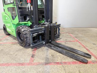 4-Rad Gabelstapler Hangcha XC50i