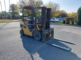 4-Rad Gabelstapler Caterpillar GP20N