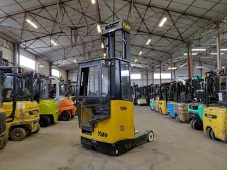 Schubmaststapler Yale MR14 - 3