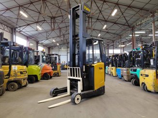 Schubmaststapler Yale MR14 - 1