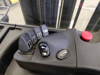 Schubmaststapler Yale MR14 - 9
